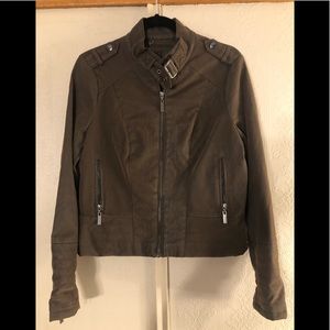 ᒍOᑌ ᒍOᑌ ᗷᖇOᗯᑎ ᔕᑌᗴᗪᗴ/ᖴᗩᑌ᙭ ᒪᗴᗩTᕼᗴᖇ ᗰOTO ᒍᗩᑕKᗴT